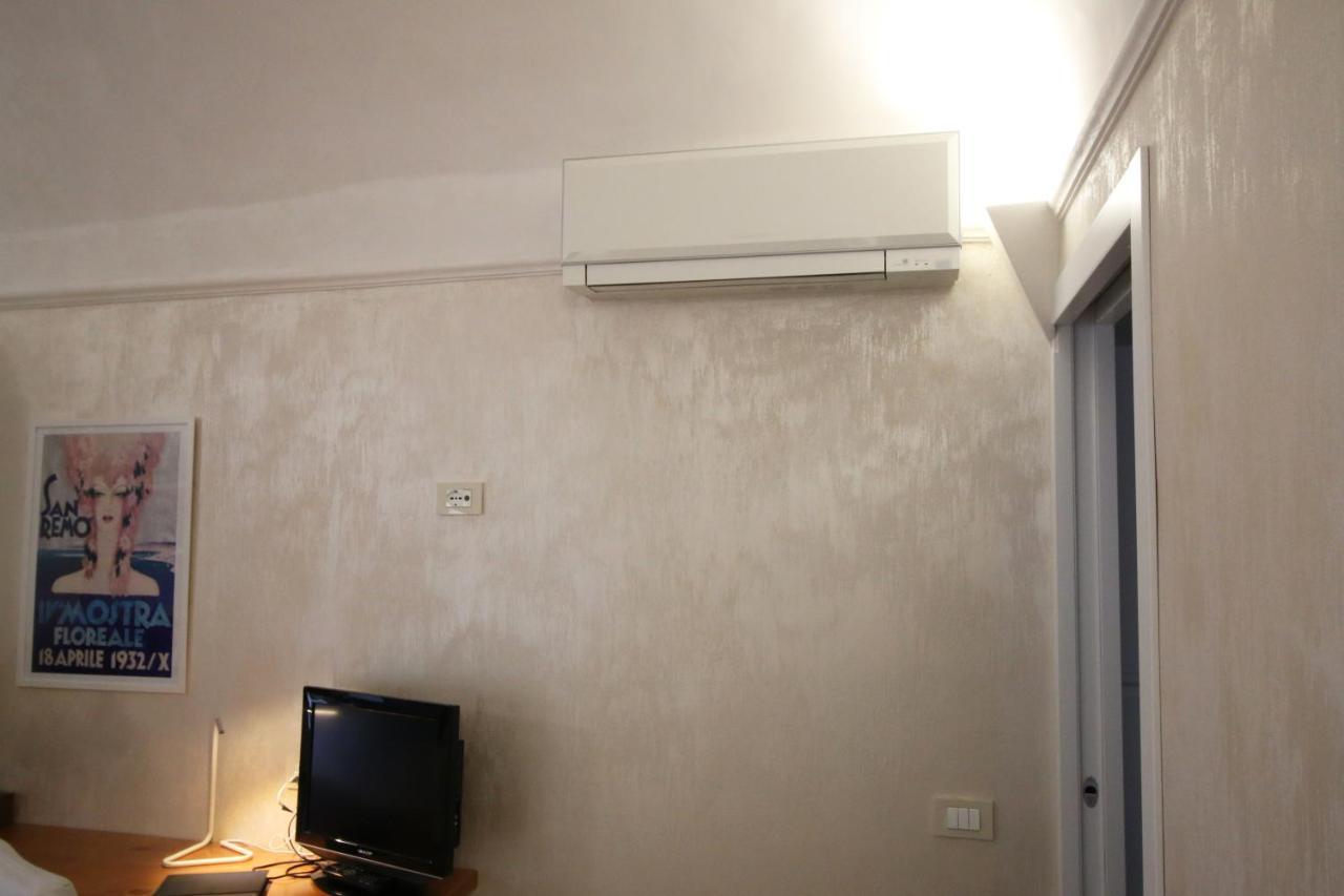 Appartamento Ai Piedi Della Pigna 산레모 외부 사진