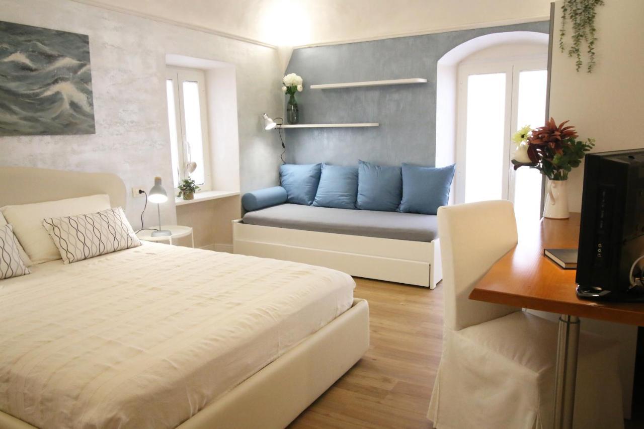 Appartamento Ai Piedi Della Pigna 산레모 외부 사진